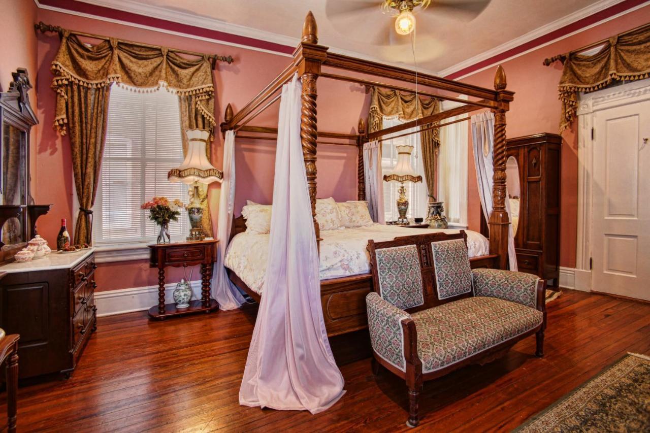 Mcmillan Inn Savannah Exterior foto